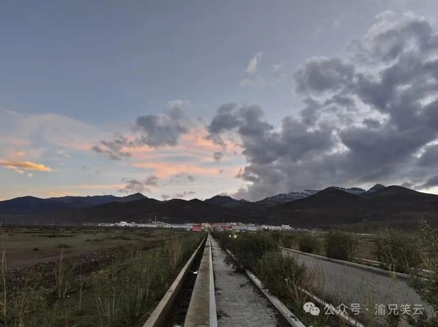 疯狂的冈仁波齐，为什么被称作“世界中心”？