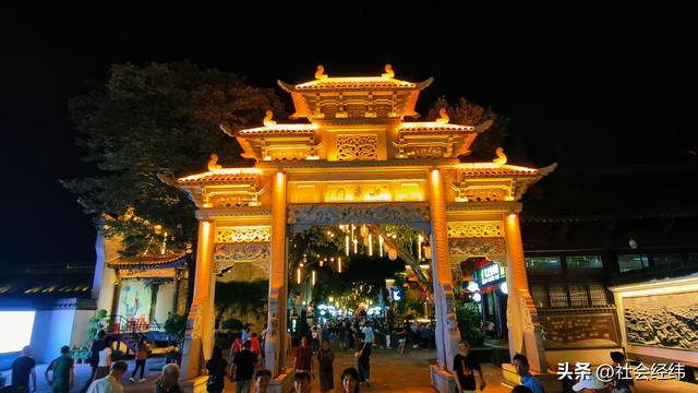 【每日一景】探秘古衢州：访南孔圣地赏水亭门，品鲜辣寻文脉