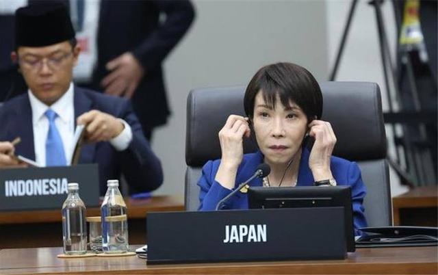 解放军连续三天实弹演习，日本民众爆发，包围首相府要求高市下台