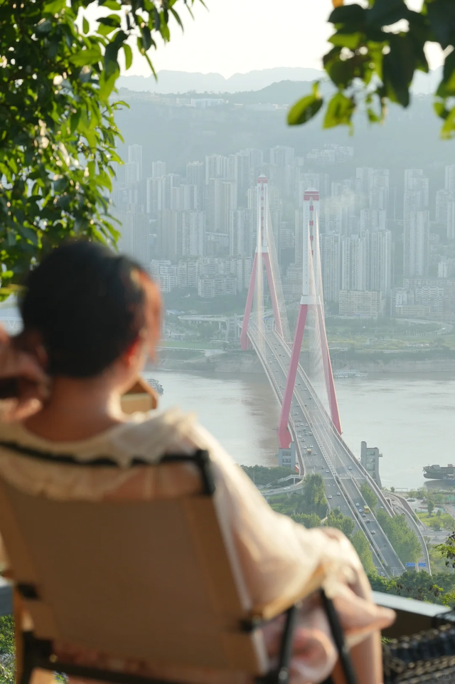 万州，绝非路过：这座江畔山城的“江湖”气，藏不住了！