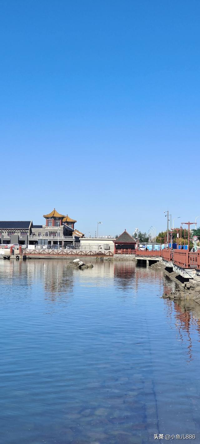 滨海的天，真蓝