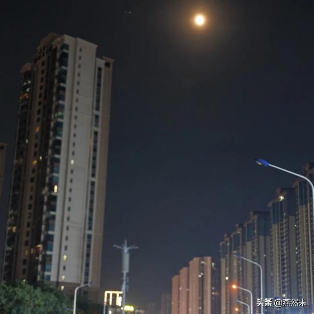 从169米亚洲第一喷泉到10元理发摊，河源夜未眠