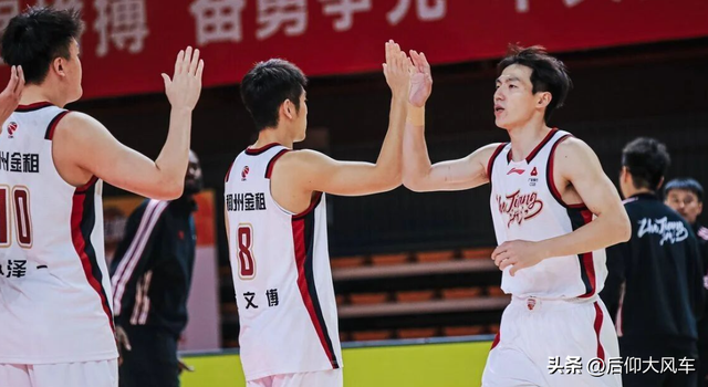 2分17分23分！3门惨案1场绝杀，夺冠大热轰然倒下，前8呈323格局