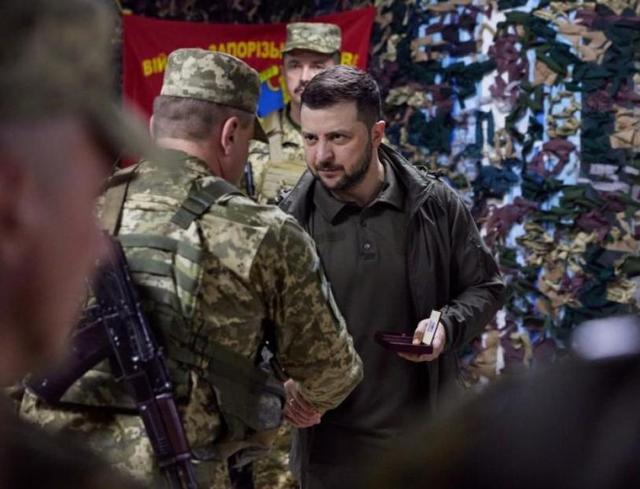 乌战地救援遇死局，无人机成救命神器，打破俄军锁喉封锁