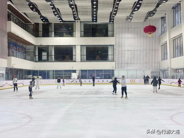 每逢佳节胖三斤？这几个滑冰攀岩场馆，让你“燃”起来！