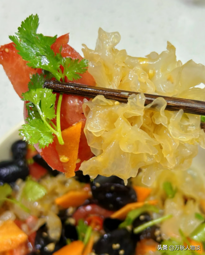 央视曝光！你以为没坏实际早已“细菌爆表”的5种食物，赶紧扔了