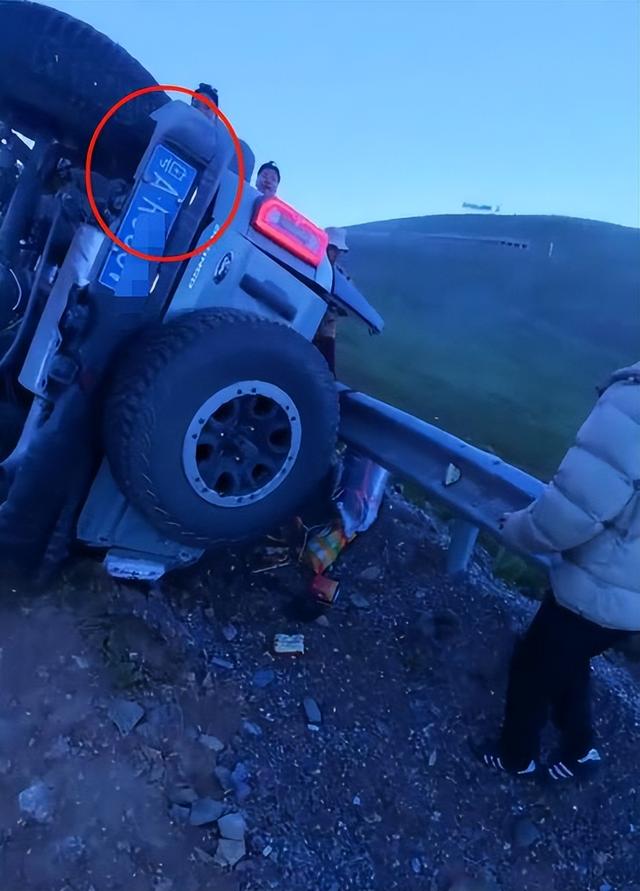 广东越野车西藏意外坠崖，藏族姑娘挺身而出，网友怒赞，文旅回应
