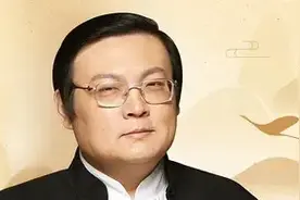 8年前，因诋毁历史英雄、美化大兵被封禁的老梁，如今已经复出图片