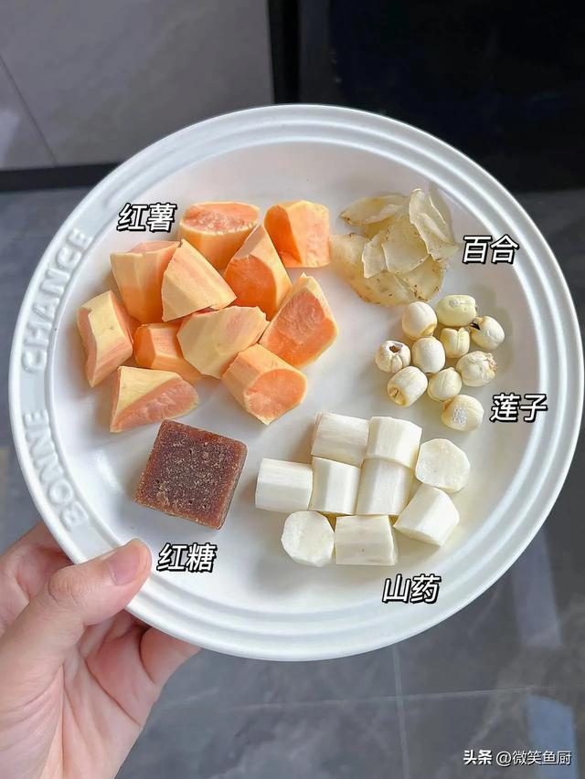 苹果雪耳花胶 2026年雪耳花胶糖水做法 苹果雪耳花胶 2026年雪耳花胶糖水做法