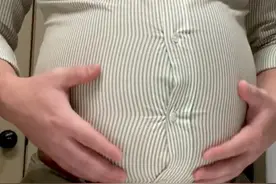 为什么有的人肚子会“啤酒肚”，有的却紧致平坦呢？医生说出实情图片