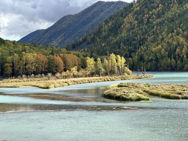 五彩斑斓喀纳斯