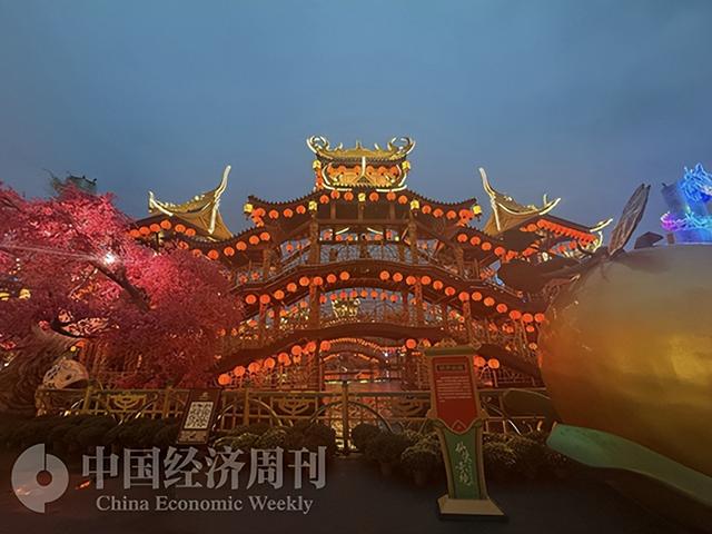 实地探访｜万岁山武侠城百元门票何以换来6亿收入