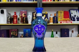 过年囤酒，推荐6款浓香型白酒，价格不贵，招待客人也有面子图片