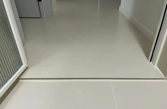 为何全屋通铺突然“差评”多了？我家做了，只能说一言难尽！