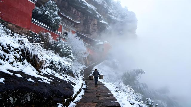 初雪染黄山 仙境入画来 —— 初冬秘境深度游纪