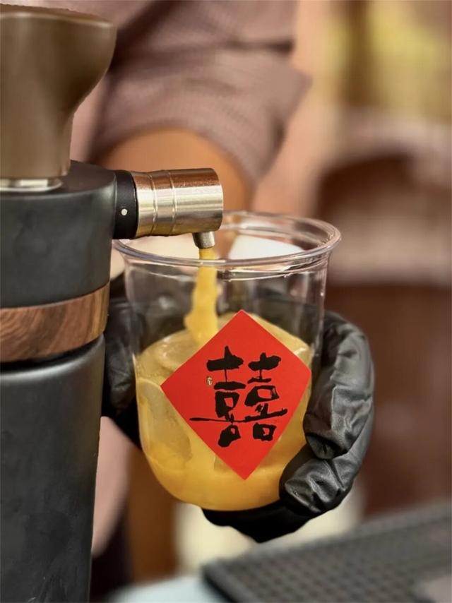 乘地铁，邂逅苏州的国潮与秋色！