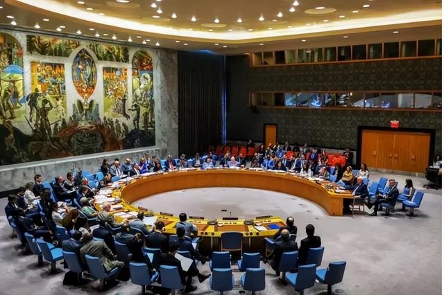 特朗普公开声称，不排除开战可能，中俄强硬表态，安理会紧急磋商