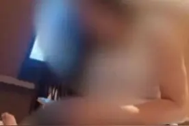 东郊到家回应男子遭女技师色诱加钟：会尽快核实情况，平台绝不允许任何违规项目图片