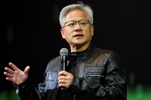 英伟达要投千亿美元，ChatGPT要变超级大脑