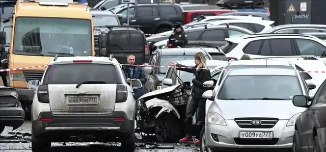 停火刚有苗头！不到24小时	，俄中将遭斩首，13架轰炸机夜袭乌克兰