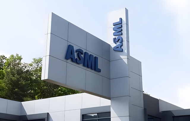 人还没到北京，特朗普先服软，中国出手就是3440亿，ASML或被取代