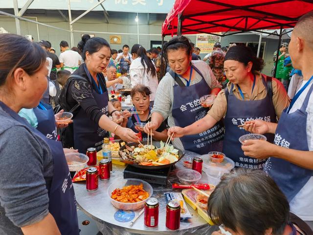 秋日凉都迎客至 帐篷美食引潮来 | 六盘水“加多宝·烙享凉都·帐篷季”首站活动盛大开启