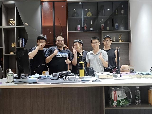 太疯狂了！i9-14900KF超频至9.13GHz新世界记录：来自中国大神