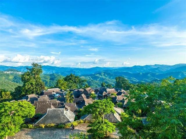 暑假旅行：21 个目的地推荐，附宝藏旅游地图助力探索