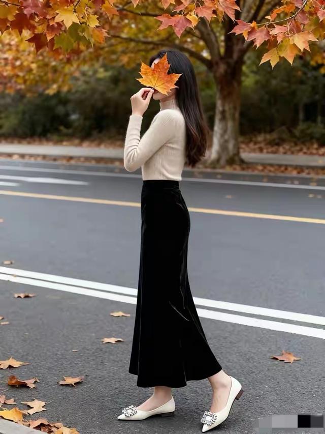 苏州大学一美女老师 美出圈了	，貌美迷人，美的无可挑剔