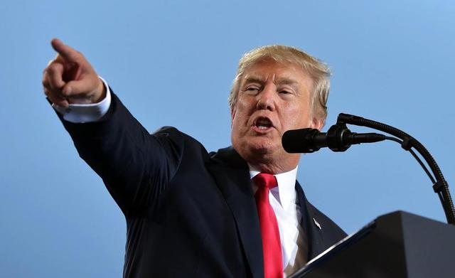 彻底不演了！特朗普宣布，从委扣押的中国油轮，将由美国永久保留