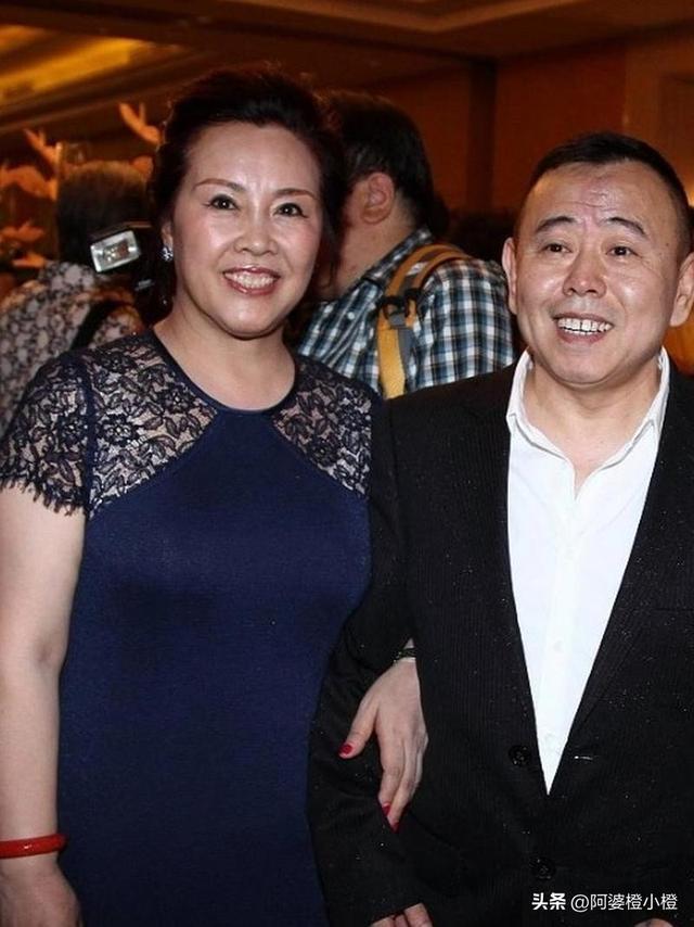 4个老婆，全家移民，享受正师级待遇	，潘长江身上哪个标签是真的