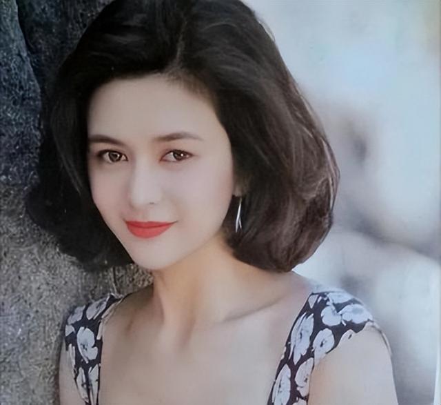 “为求上位，主动献身”！来看看这4位女明星是真“大方”！