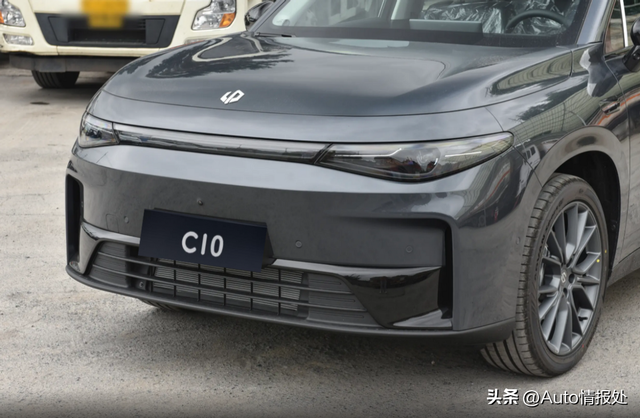 适合的家用SUV，零跑C10凭什么连续销量破万？看看车主怎么说