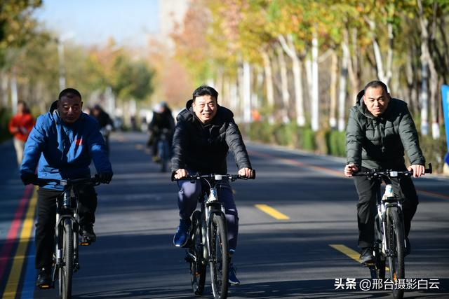 信都区总工会：七里河绿道上的骑行狂欢