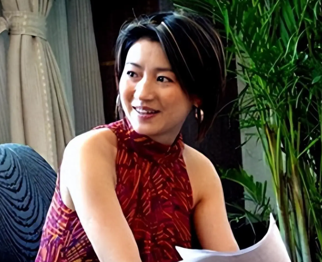 善恶到头终有报！57岁央视女主持王小丫，已走上另一条大路