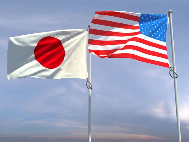 赶在解放军围台前，俄外长表态：若台海爆发冲突，俄支持中国统一