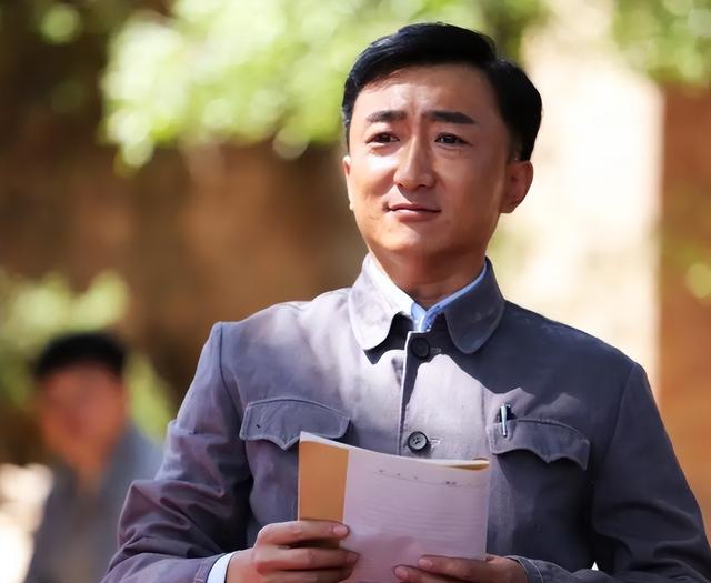 原来他早已去世！因心梗抢救无效，只留下娇妻和8个月大的孩子