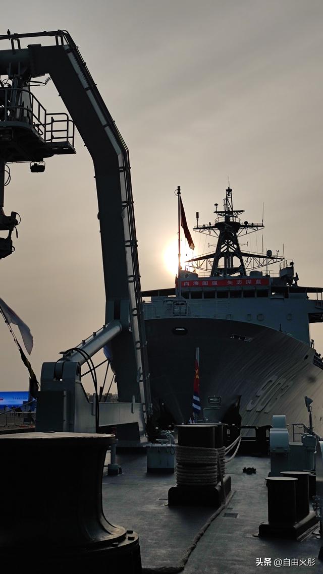 海上长城（五）——综合援潜救援船洪泽湖舰（846）