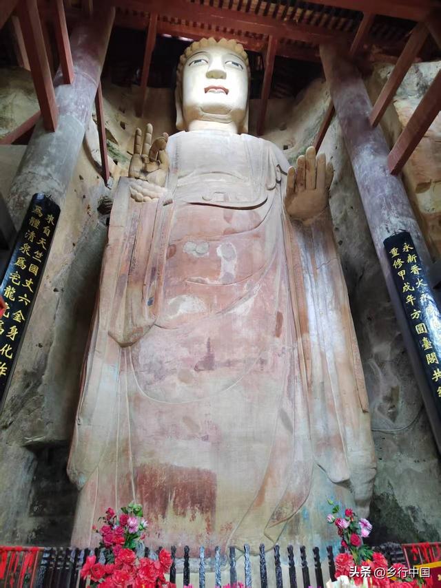 南部县禹迹山：巴蜀第一立佛在此，一山藏千年佛韵与传奇