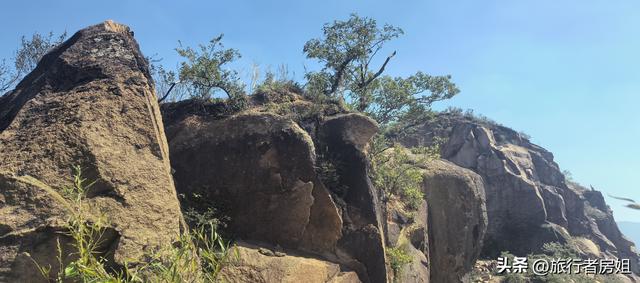 苏州大焦山不高的山峰却走出惊险之感，拍出了大片之作