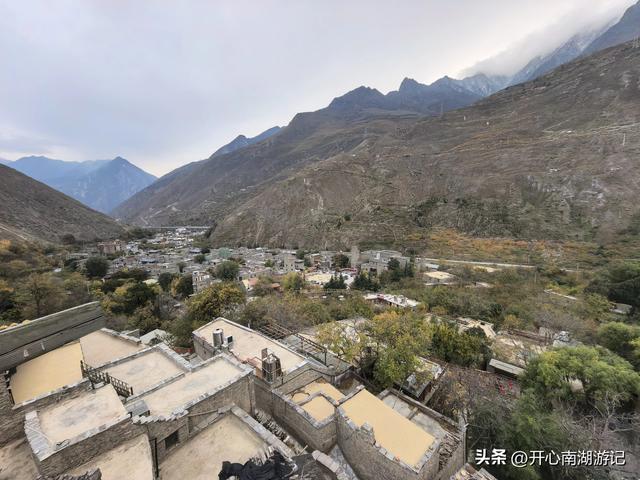 喀什经317到成都，色达县-都江堰，甲居藏寨、理小路、桃坪羌寨