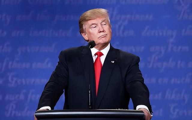 高市早苗等到帮手，李在明下达总统令，要在苏岩礁与中国正面硬刚