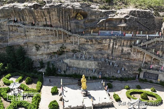 陕北悬崖绝壁之上的石窟寺，低调神秘，曾是蒙古帝国的军机圣地？