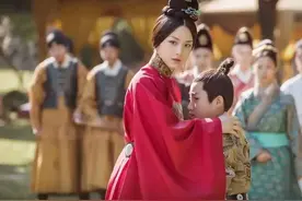 3次宫斗2场政变：大明妖后孙若微临终前为何抱着宫女血衣痛哭？图片