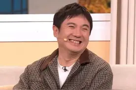 春晚：吐槽开头花里胡哨，小品演的真是无聊，中华审美就是最牛！图片