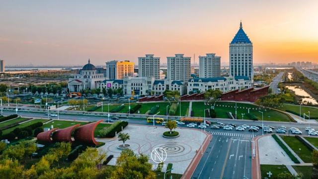 童话世界！深秋的生态城，美成了一幅画