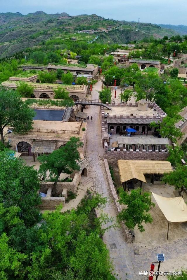 陕西最不起眼的小城！藏着全国罕见的奇观，火车直达零门票