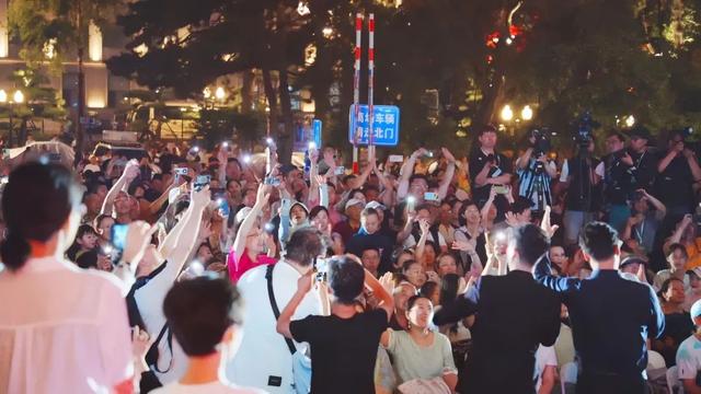 记好时间！长春新民大街周末连演2晚，到场即看
