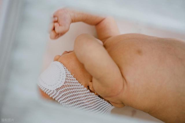 婴儿黄疸高危害大！类型、影响、应对全解析，新手爸妈必看