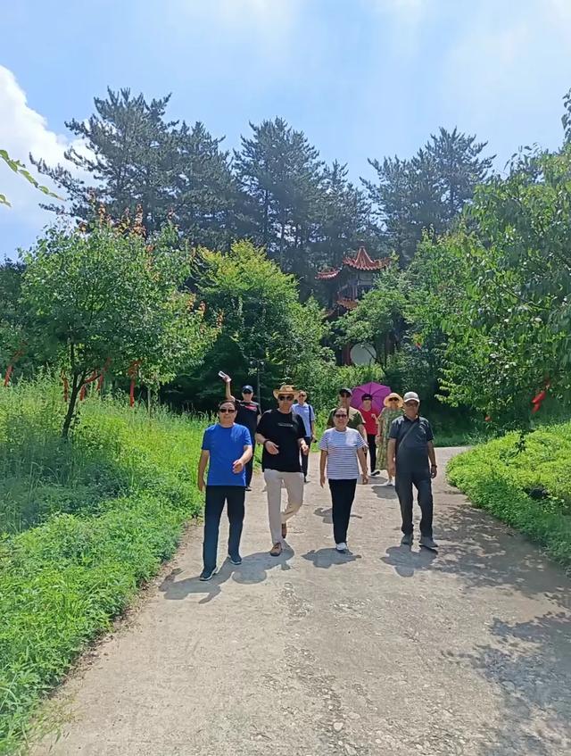 张家口深山藏古寺，景美人不知